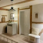 Cozy Haven Near Fischland-darss-zingst Ludershagen