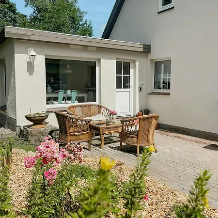 Σπίτι διακοπών Cozy Haven Near Fischland-darss-zingst *